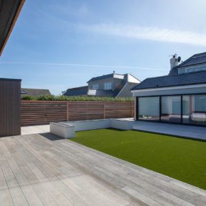 The garden room captures all the sunlight in this garden