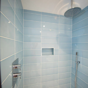 Double size shower for the ensuite