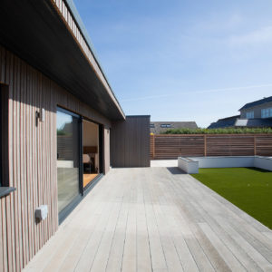 The decking and cladding are at contrast angles